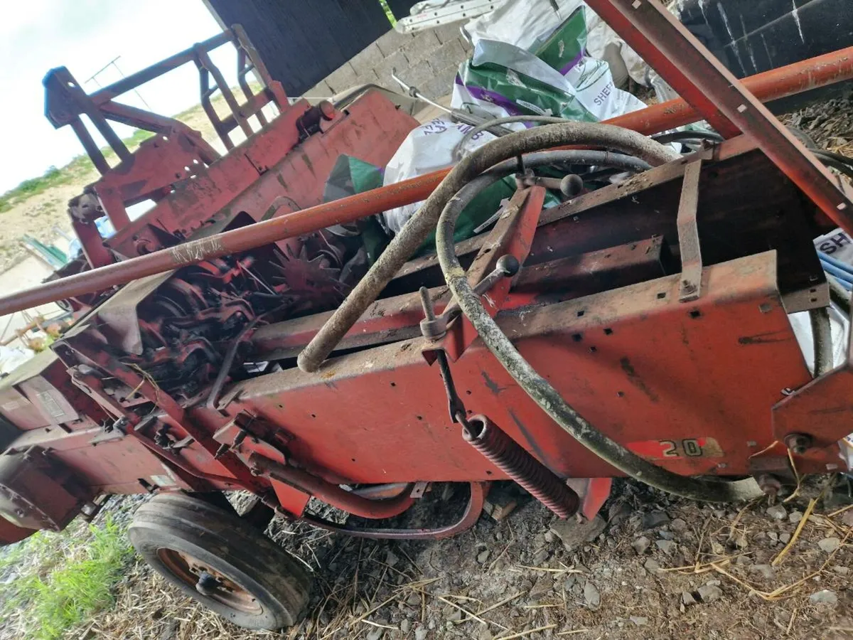Massey 20 baler..lely bale elevator. - Image 2