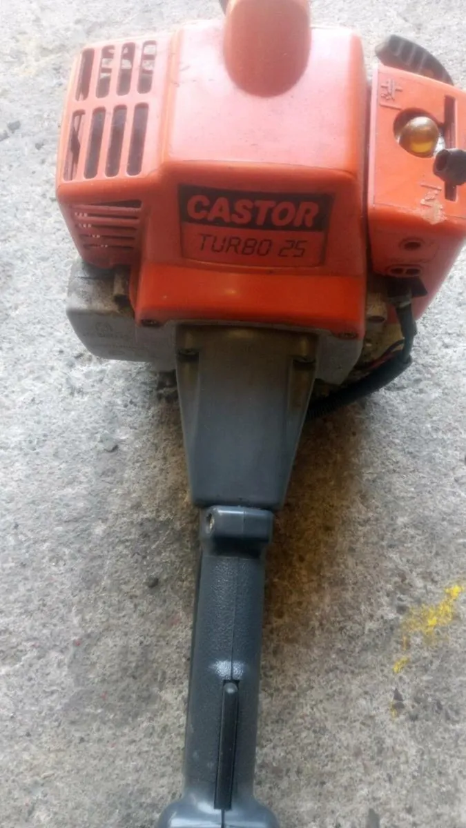 CASTOR TURBO 25 LONG REACH HEDGE TRIMMER - Image 1