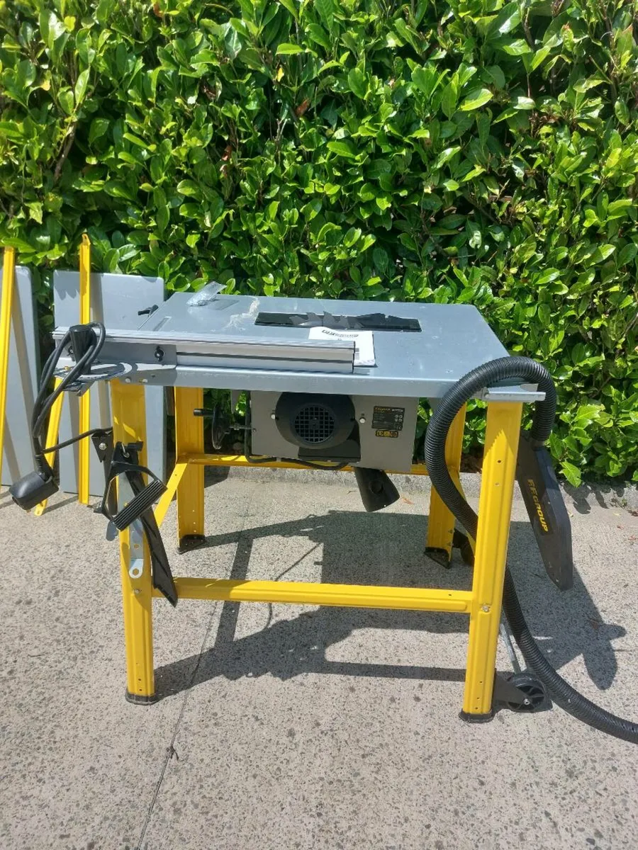 Table saw - Image 1