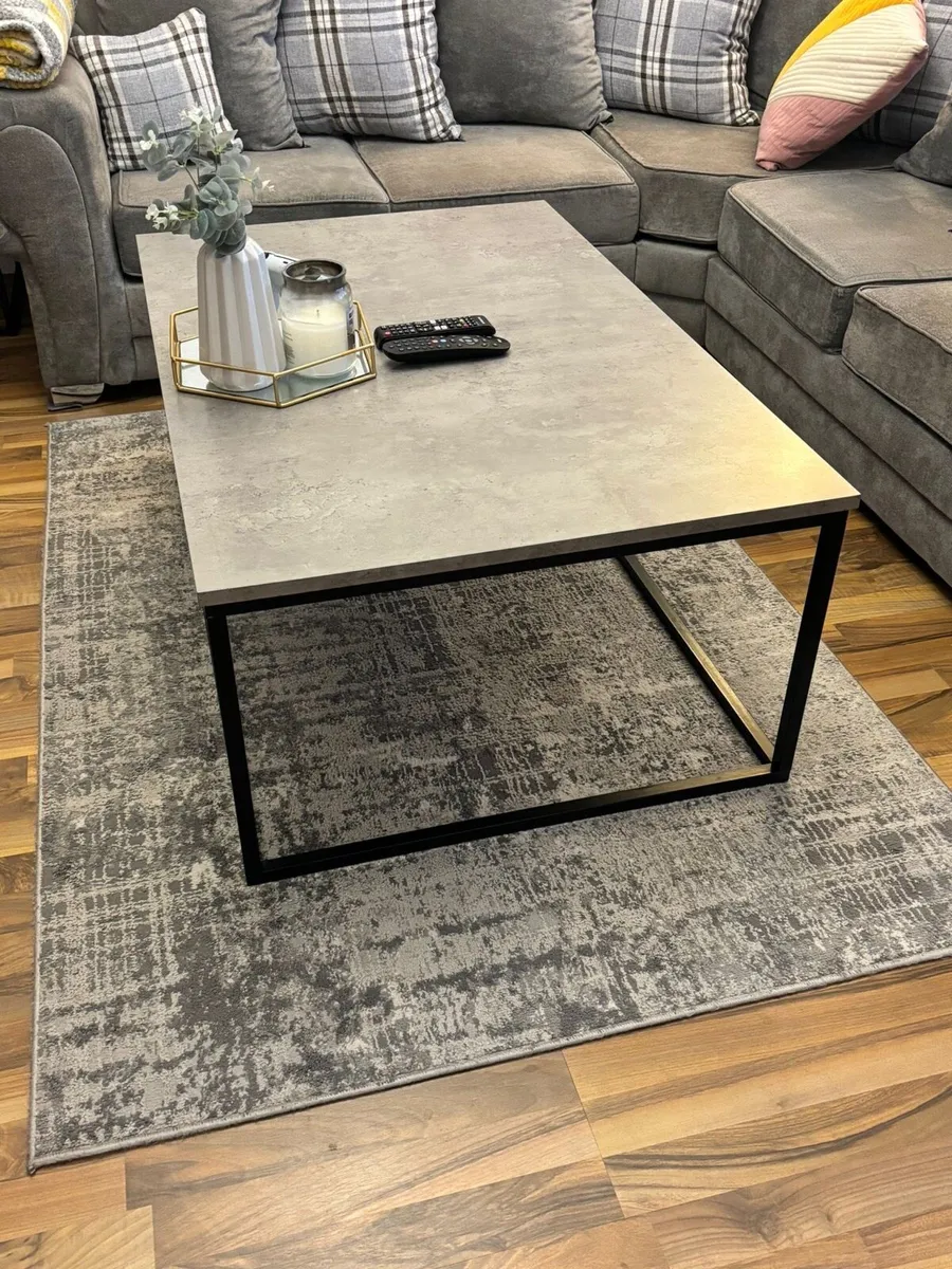 Read description - furniture clear out - Image 1