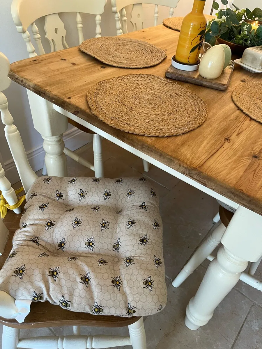 Farmhouse table and chairs - Image 3