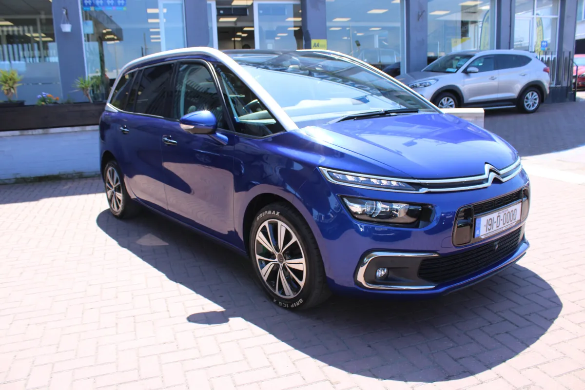 2019 CITROEN C4 - Image 1
