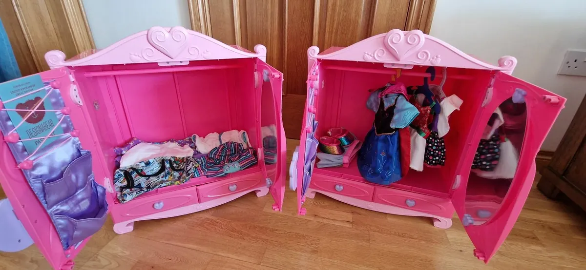 Build a Bear wardrobe and clothes - Image 1