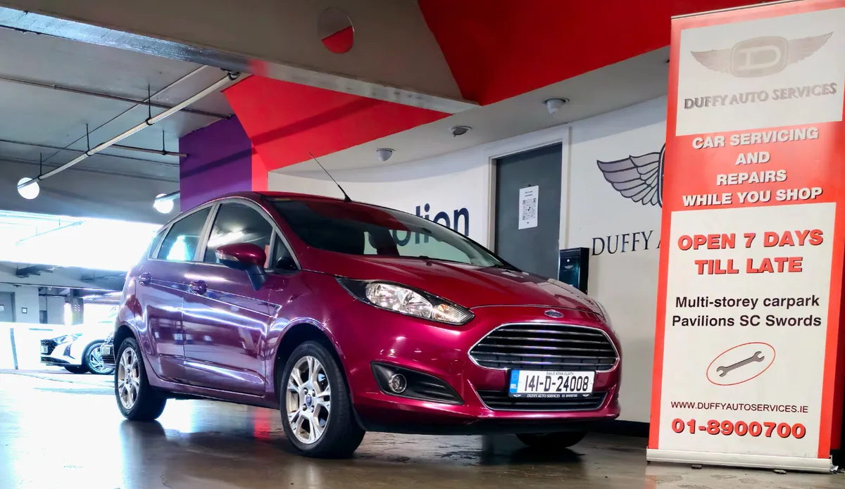 Ford Fiesta 2014. Beautiful colour - Image 2