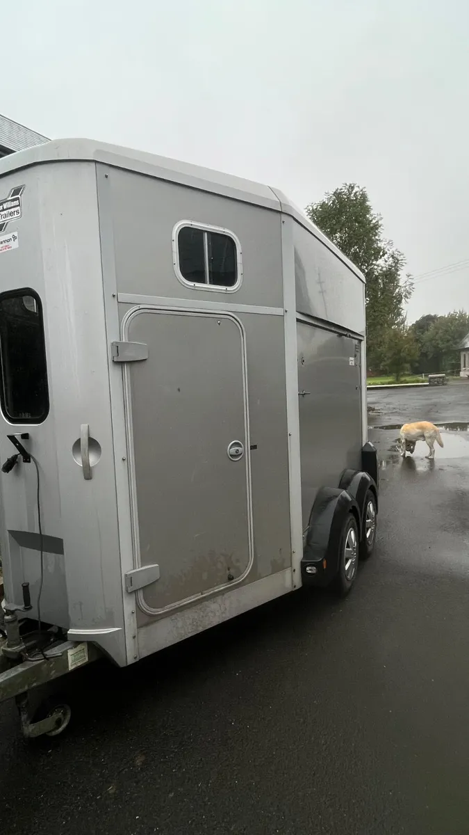 Ifor Williams hb506 horse box - Image 1