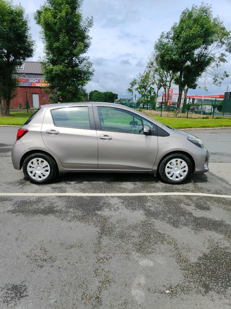 152 Toyota Yaris Hybrid Automatic - Image 1