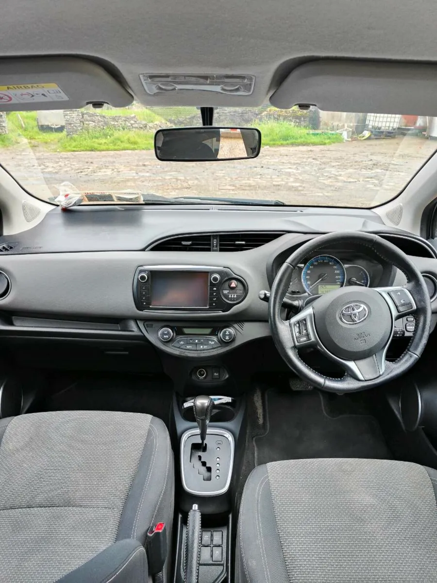 152 Toyota Yaris Hybrid Automatic - Image 4