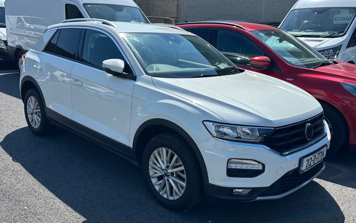 2021 Volkswagen T-Roc Commercial