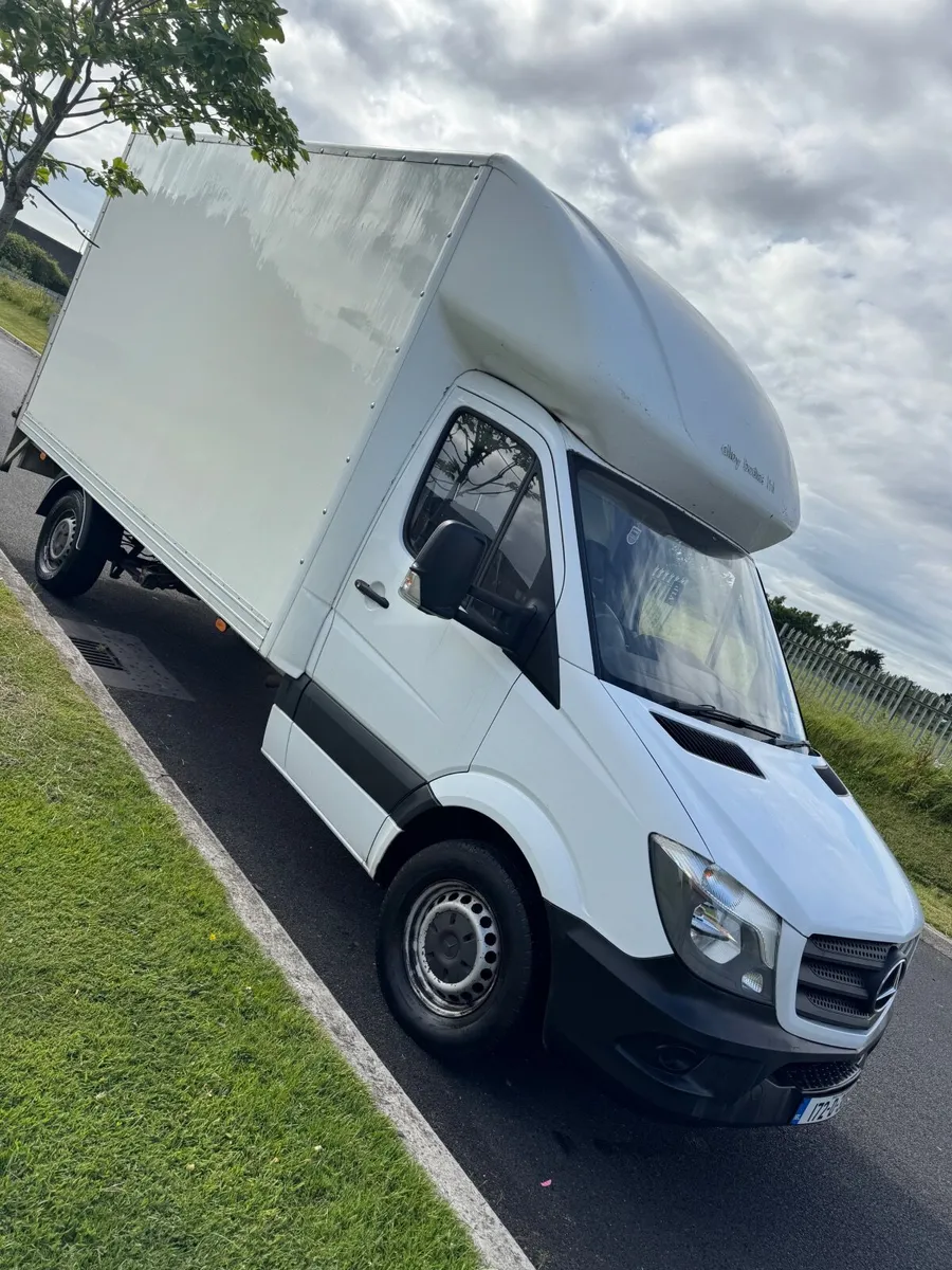 Mercedes-Benz Sprinter 2017 - Image 1