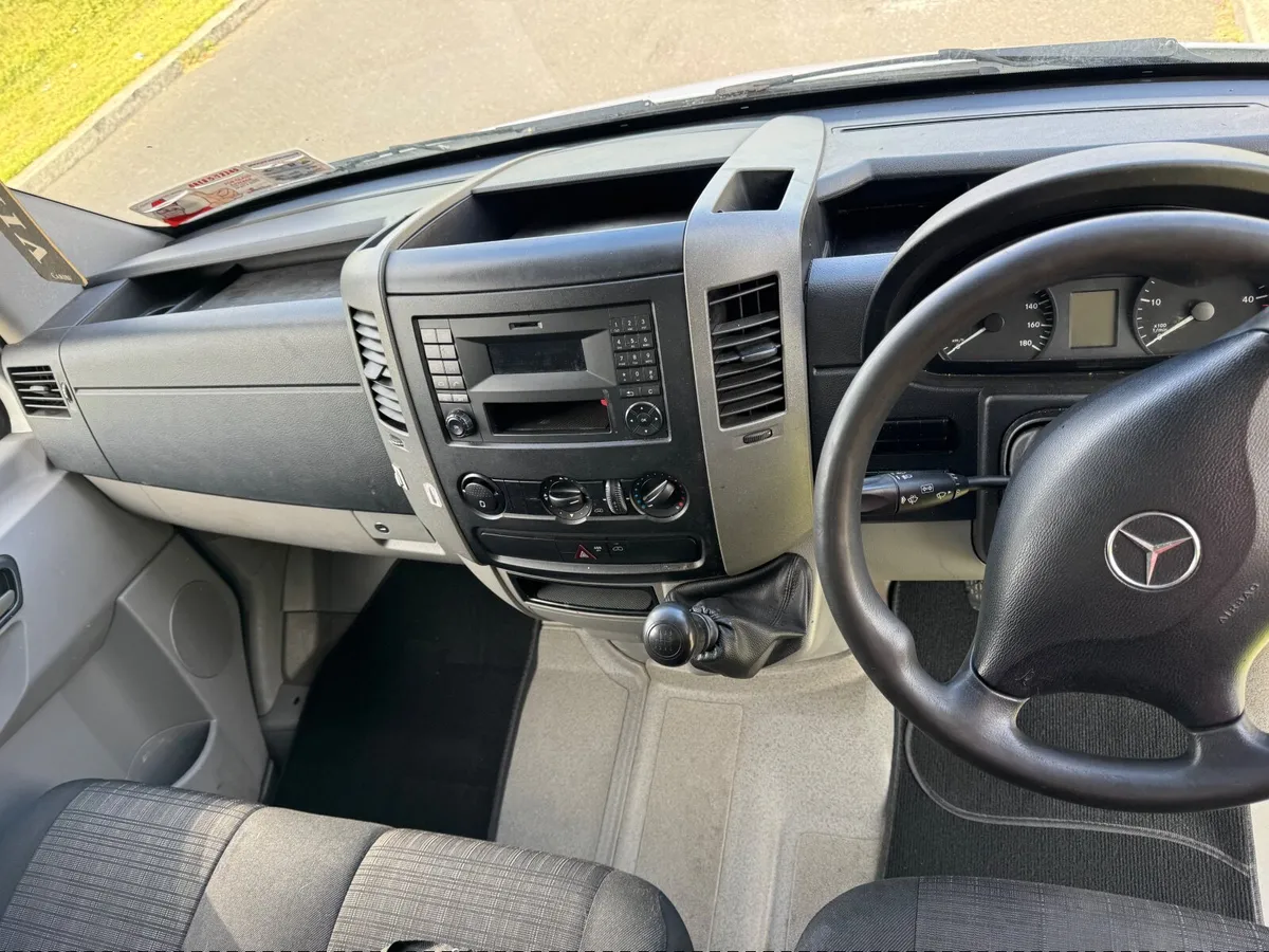 Mercedes-Benz Sprinter 2017 - Image 4