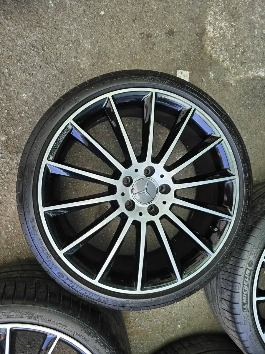 Mercedes E Class R20 Original Alloy Wheels - Image 1