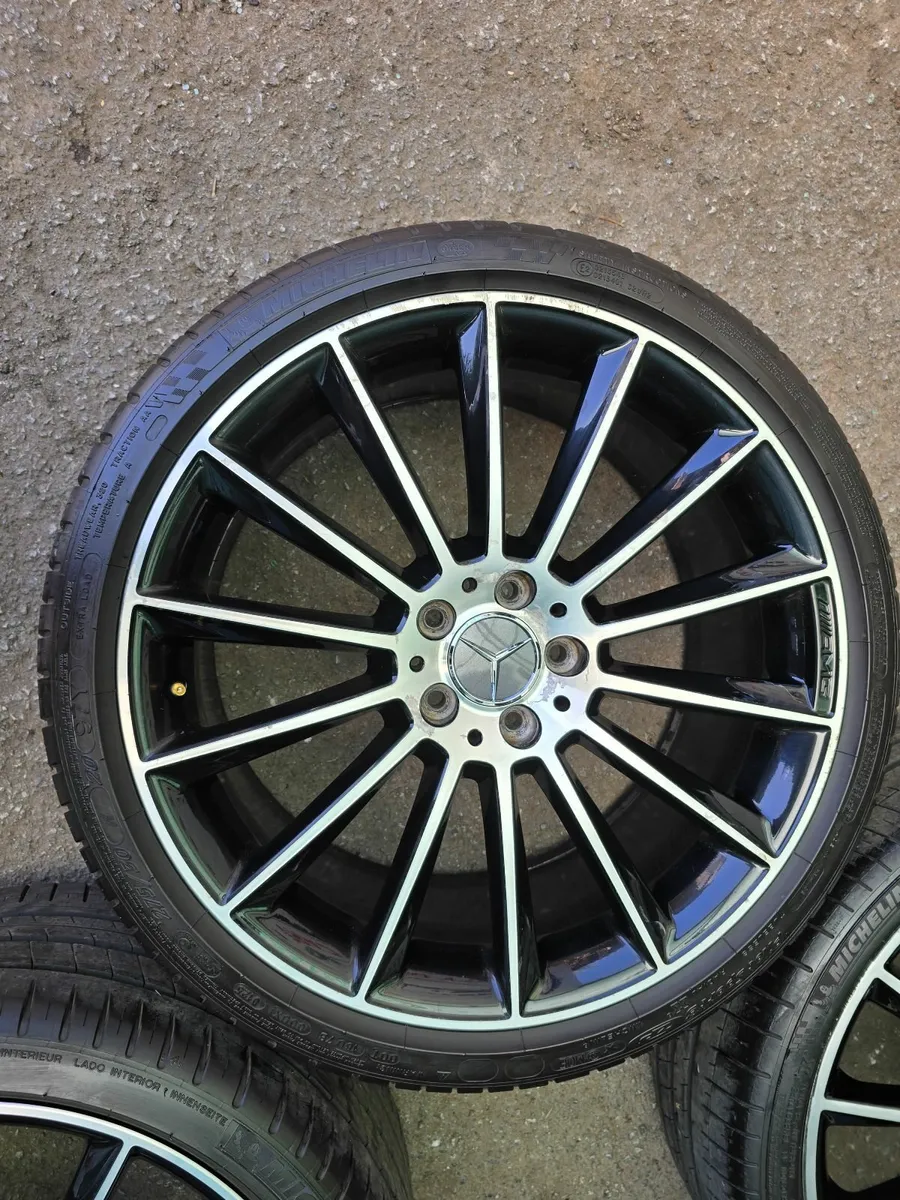 Mercedes E Class R20 Original Alloy Wheels - Image 2