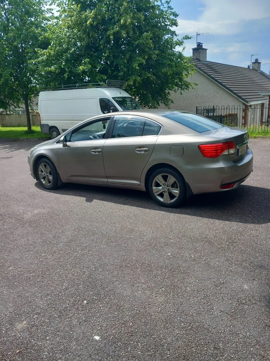 Toyota Avensis 2014 - Image 4