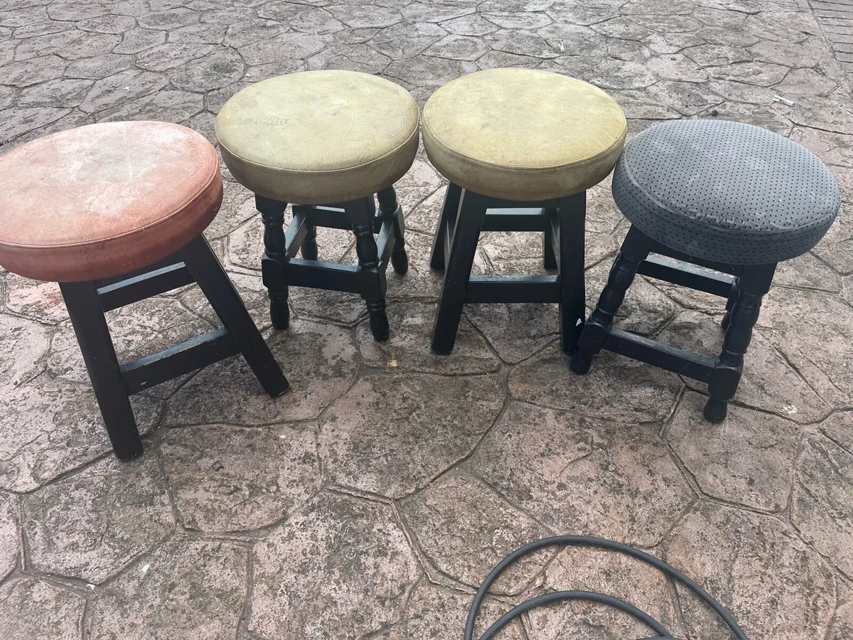 Bar stool - Image 2