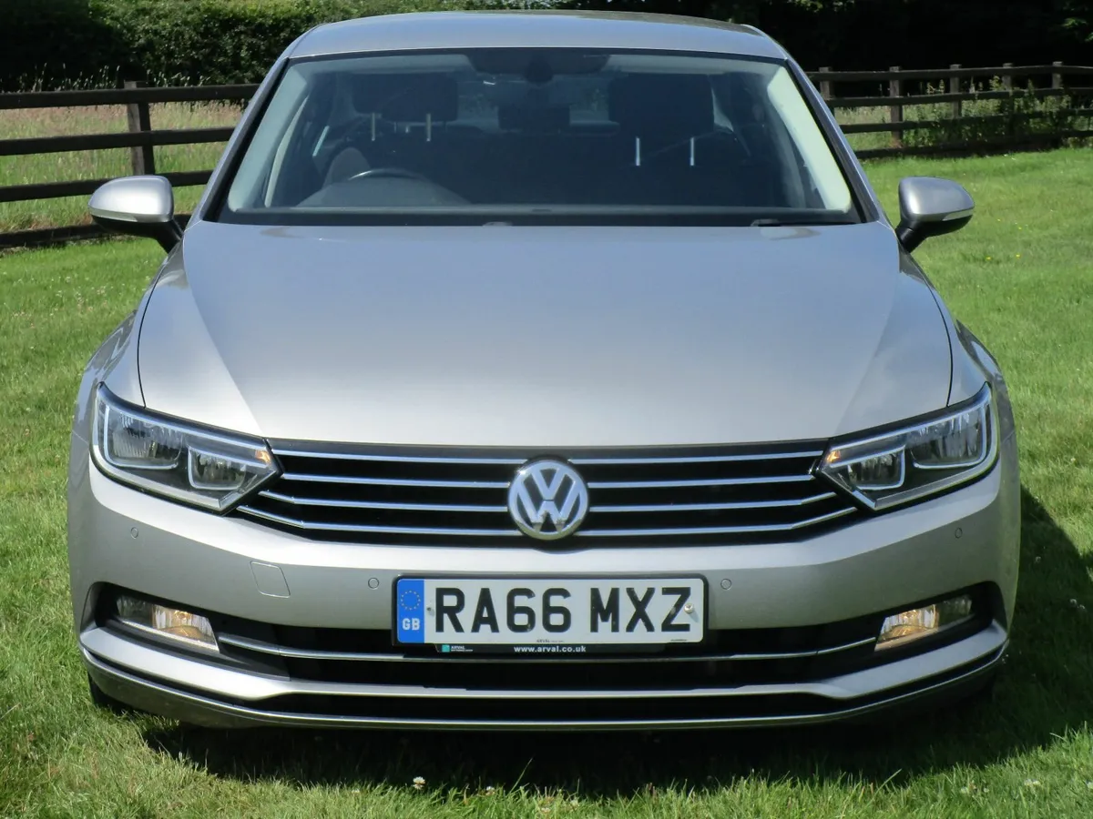 2017 VOLKSWAGEN PASSAT 2.0 TDI SE BUSINESS - Image 2