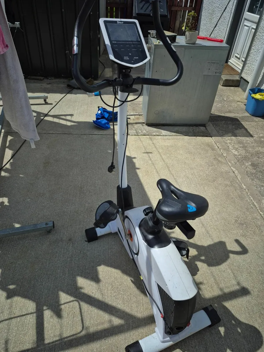 Electric exercise bike - Image 4