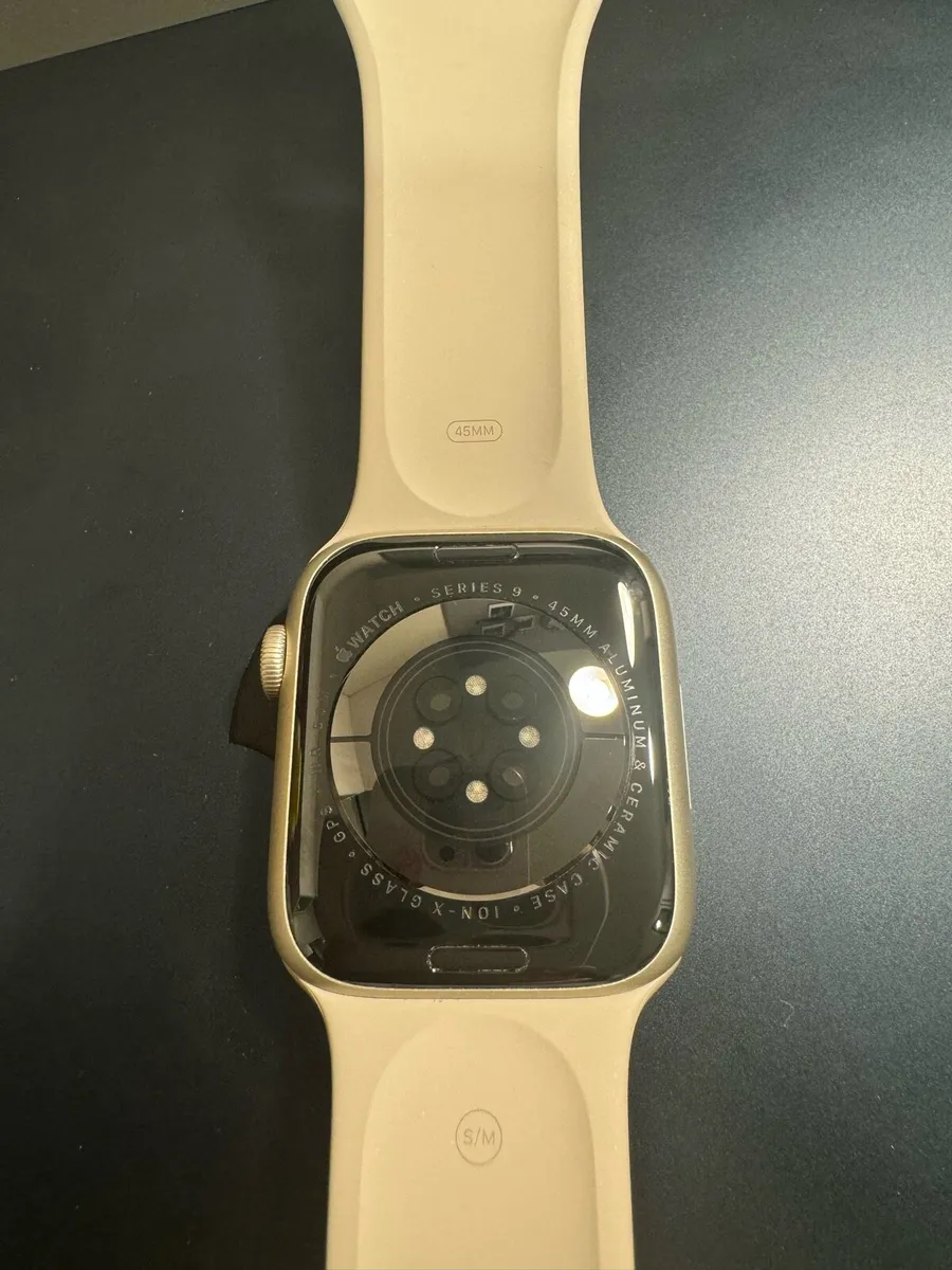 Apple Watch series 9 - Image 4