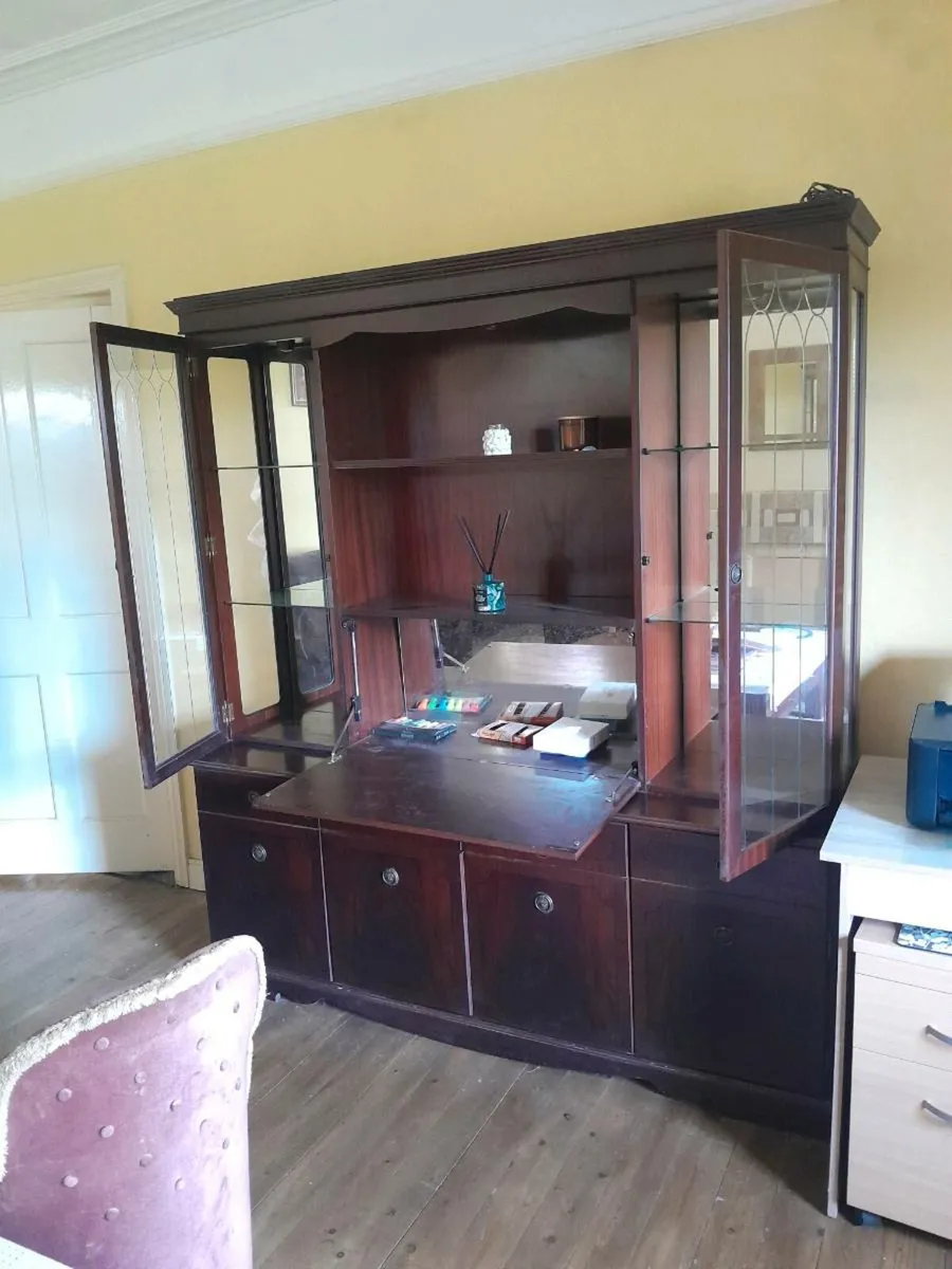 SITTING ROOM PRESS - Image 3