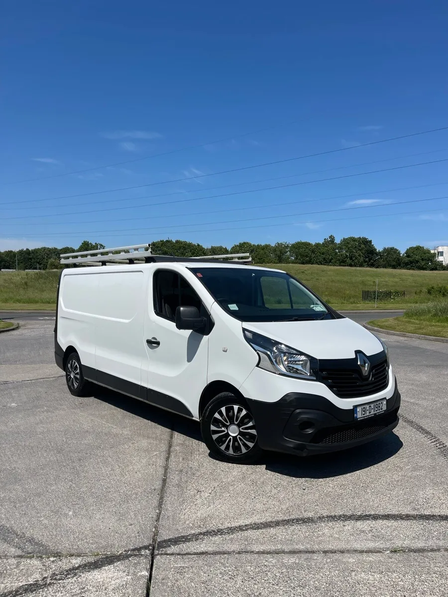 Renault Traffic LWB ( VAT invoice ) - Image 1