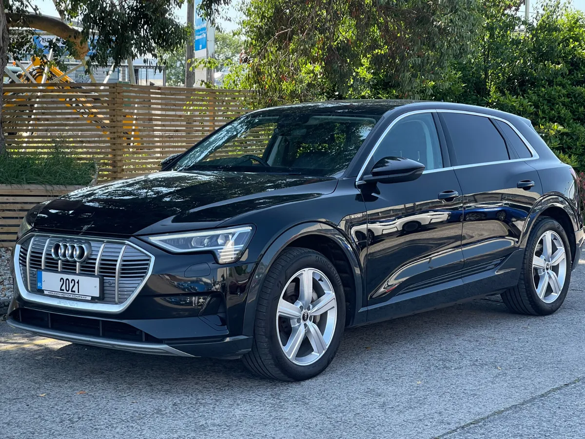 2021 AUDI E-TRON 55 LONG RANGE QUATTRO. HUGE SPECS - Image 3