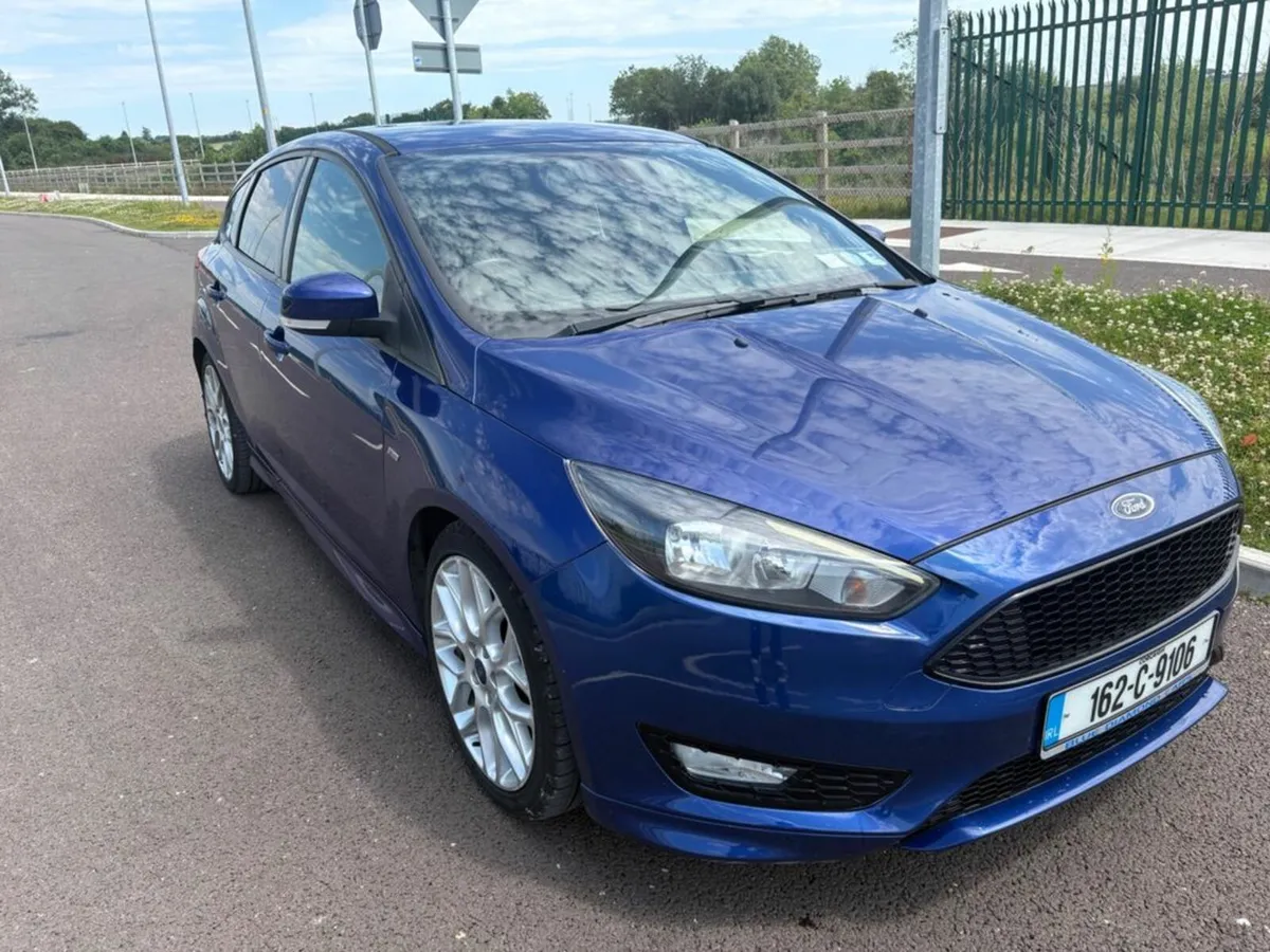 Ford Focus 1.5 TDCI St-line 120PS 5DR - Image 2
