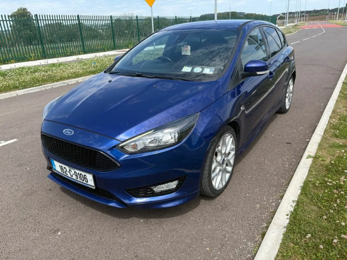 Ford Focus 1.5 TDCI St-line 120PS 5DR - Image 3