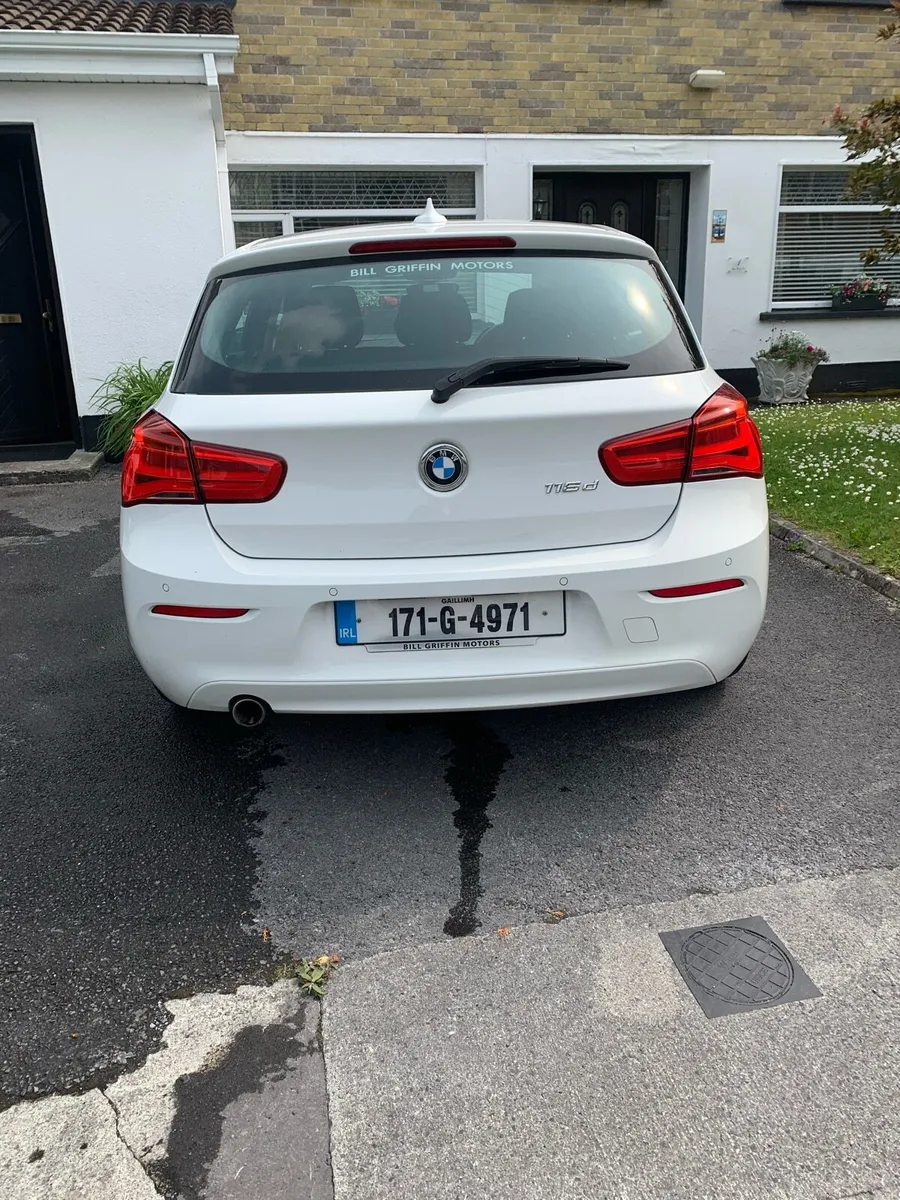 Car - Image 4