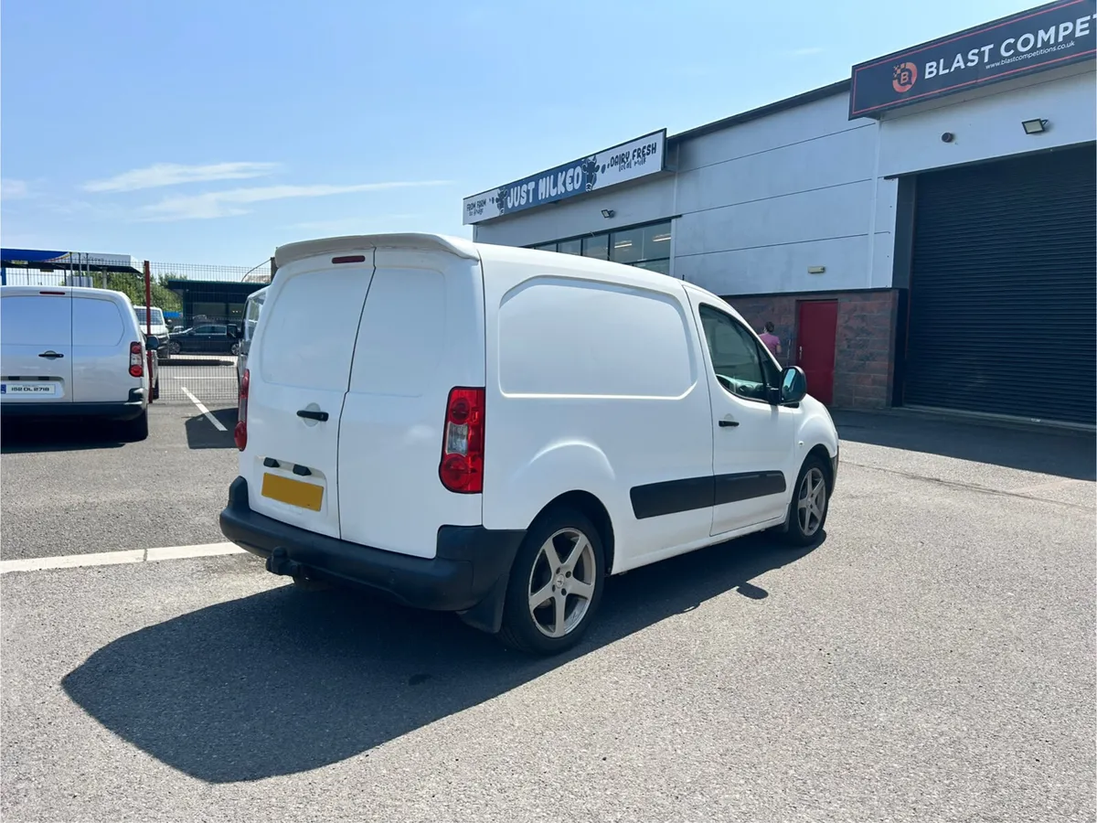 Citroen Berlingo 2011- OPEN TO OFFERS - Image 3