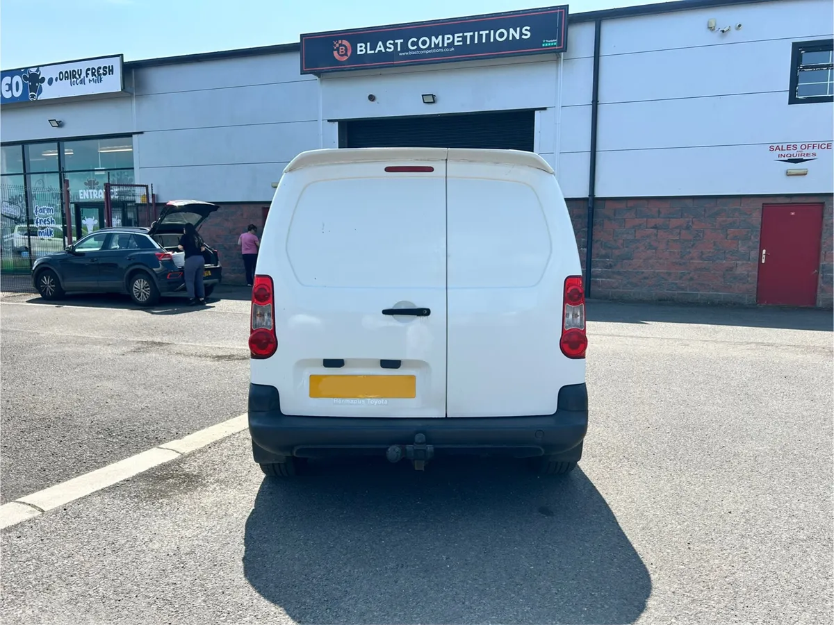 Citroen Berlingo 2011- OPEN TO OFFERS - Image 4
