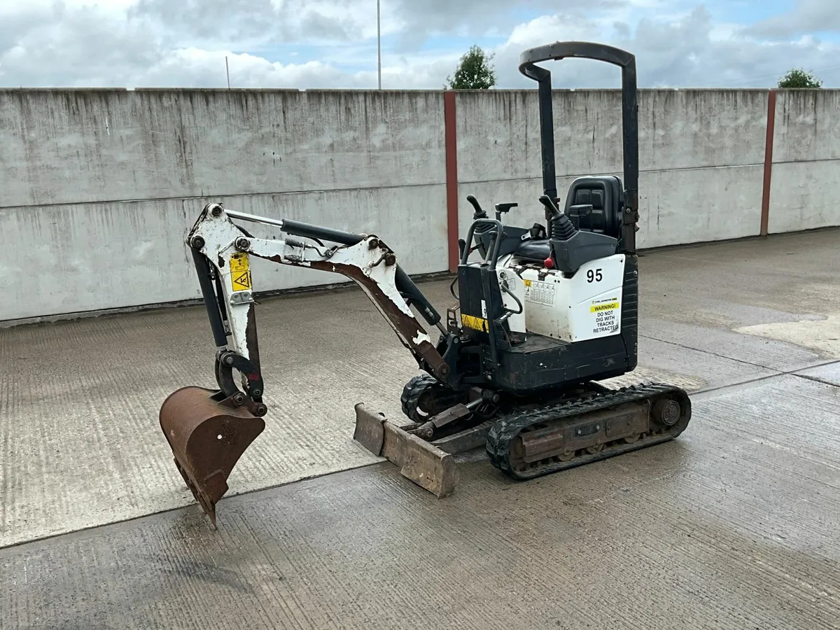 BOBCAT E10Z 1.2 TON MICRO DIGGER - Image 1