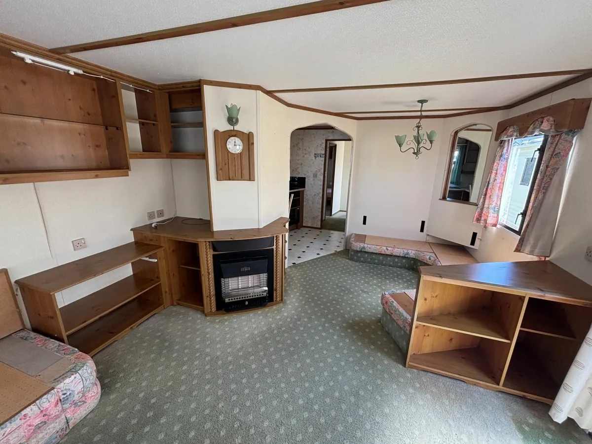 Office/ Storage Unit. 36x12, Kitchen & Shower. - Image 4