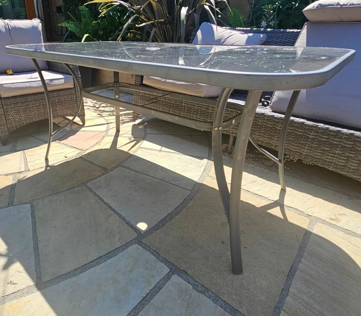 Patio table and 4 chairs - Image 1