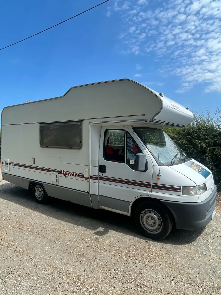Camper - Image 1