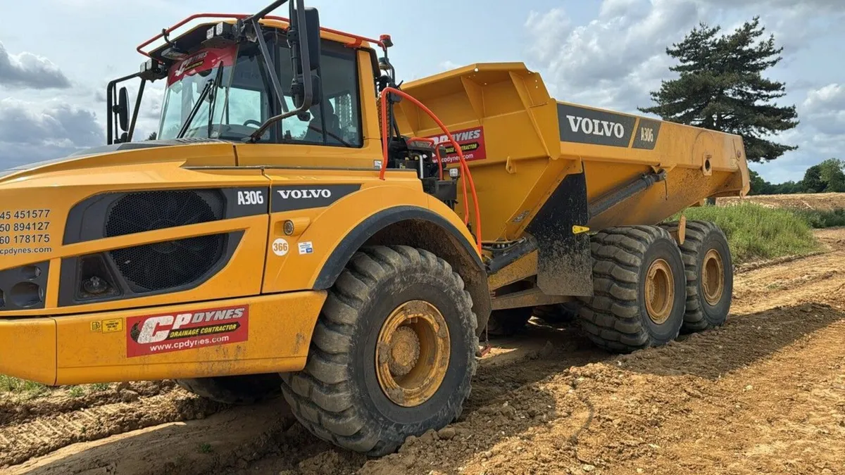 VOLVO A30G ARTICULATED DUMP TRUCK - Image 1
