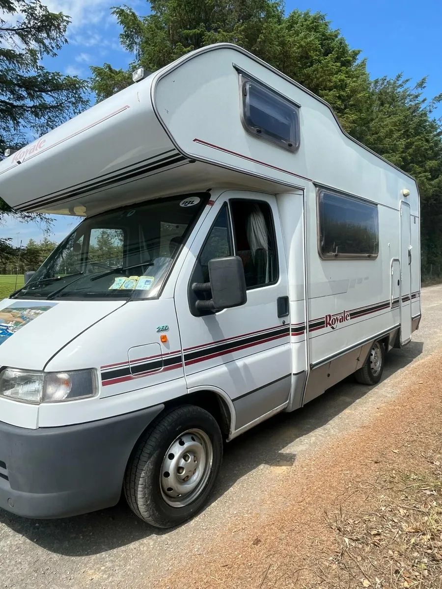 Camper - Image 4