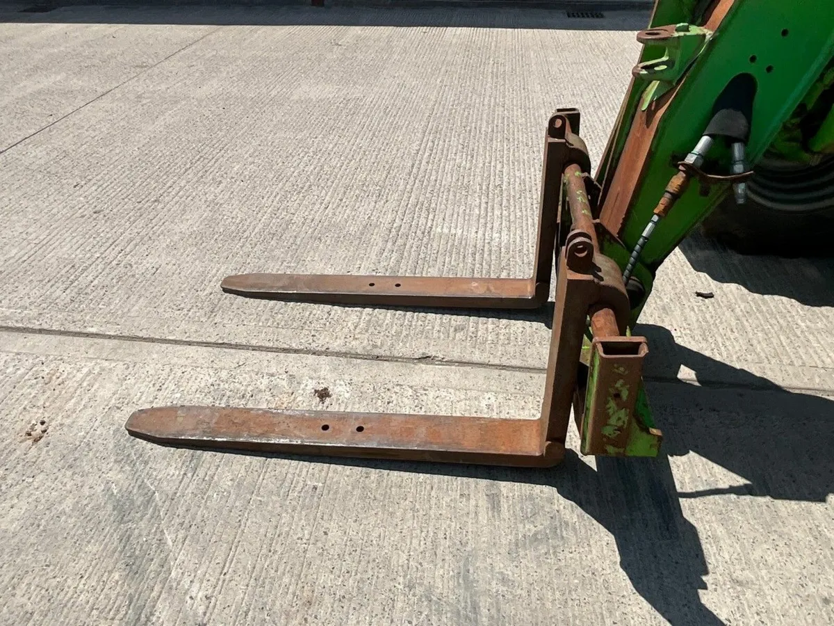 MERLO P34.7 PLUS 7m TELESCOPIC FORKLIFT - Image 4