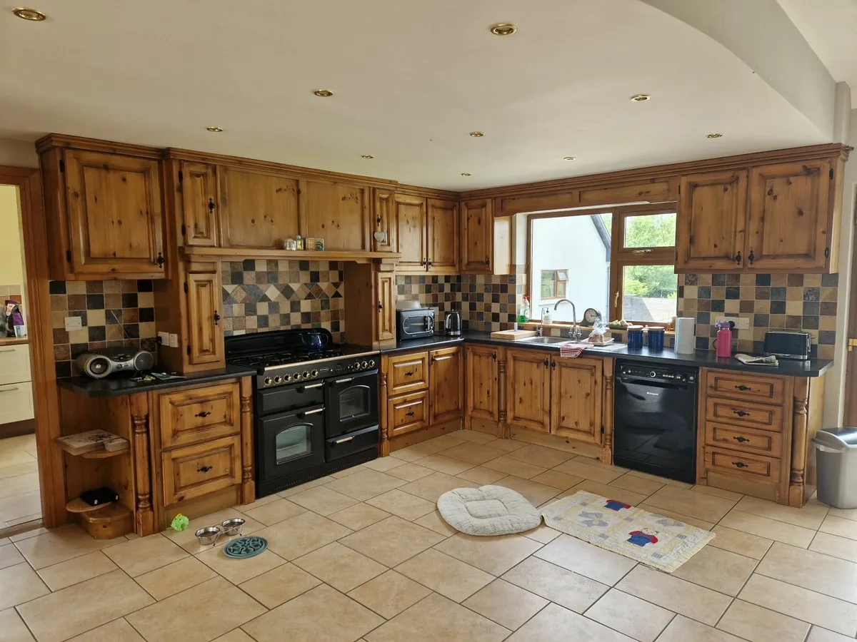 Kitchen - Image 1