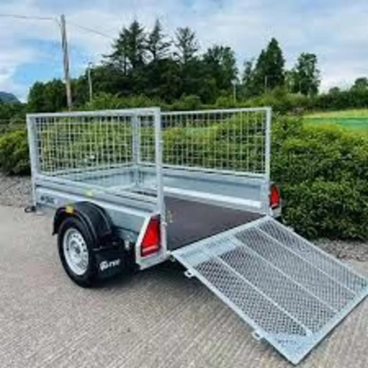 MTec 8x4 single axel - Image 2