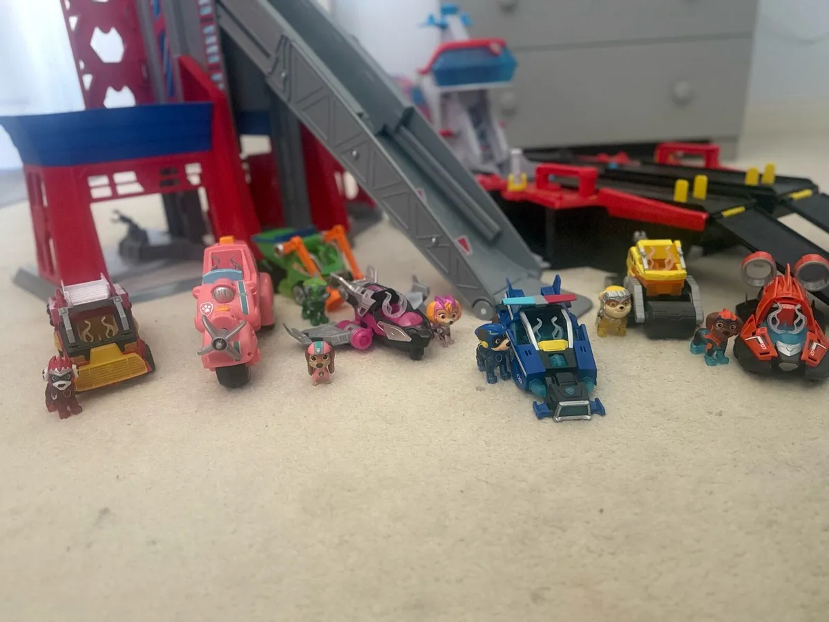 Paw patrol tower bundle - Image 2