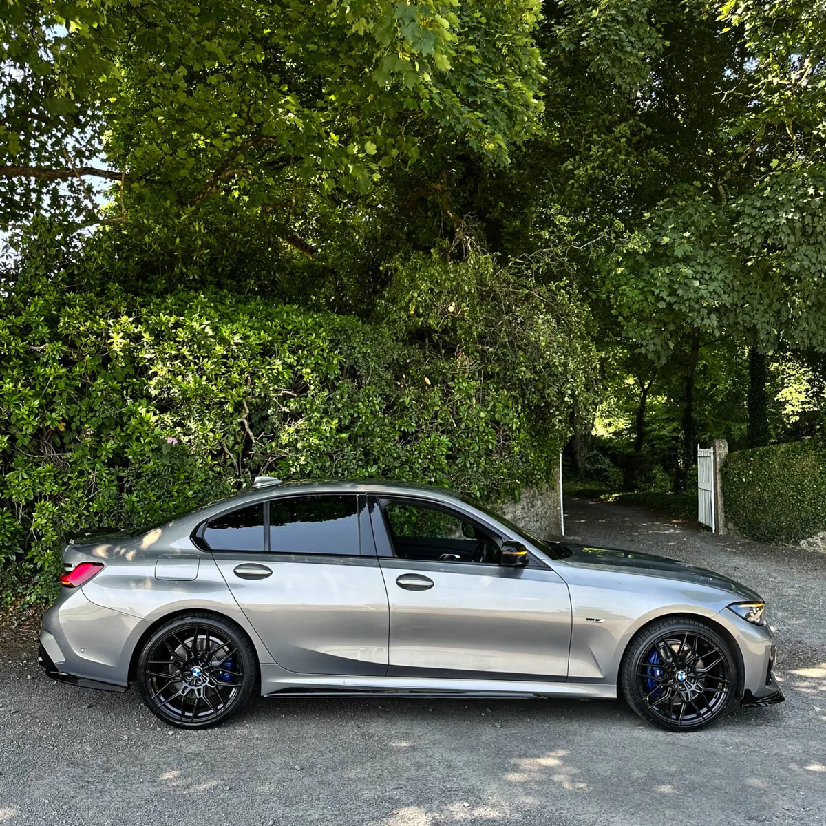 2022  (222)  BMW 330e M-SPORT PRO PACK  290BHP - Image 4