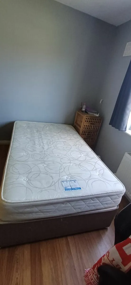 Double bed with drawers (free) - Image 2