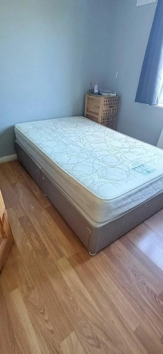 Double bed with drawers (free) - Image 1