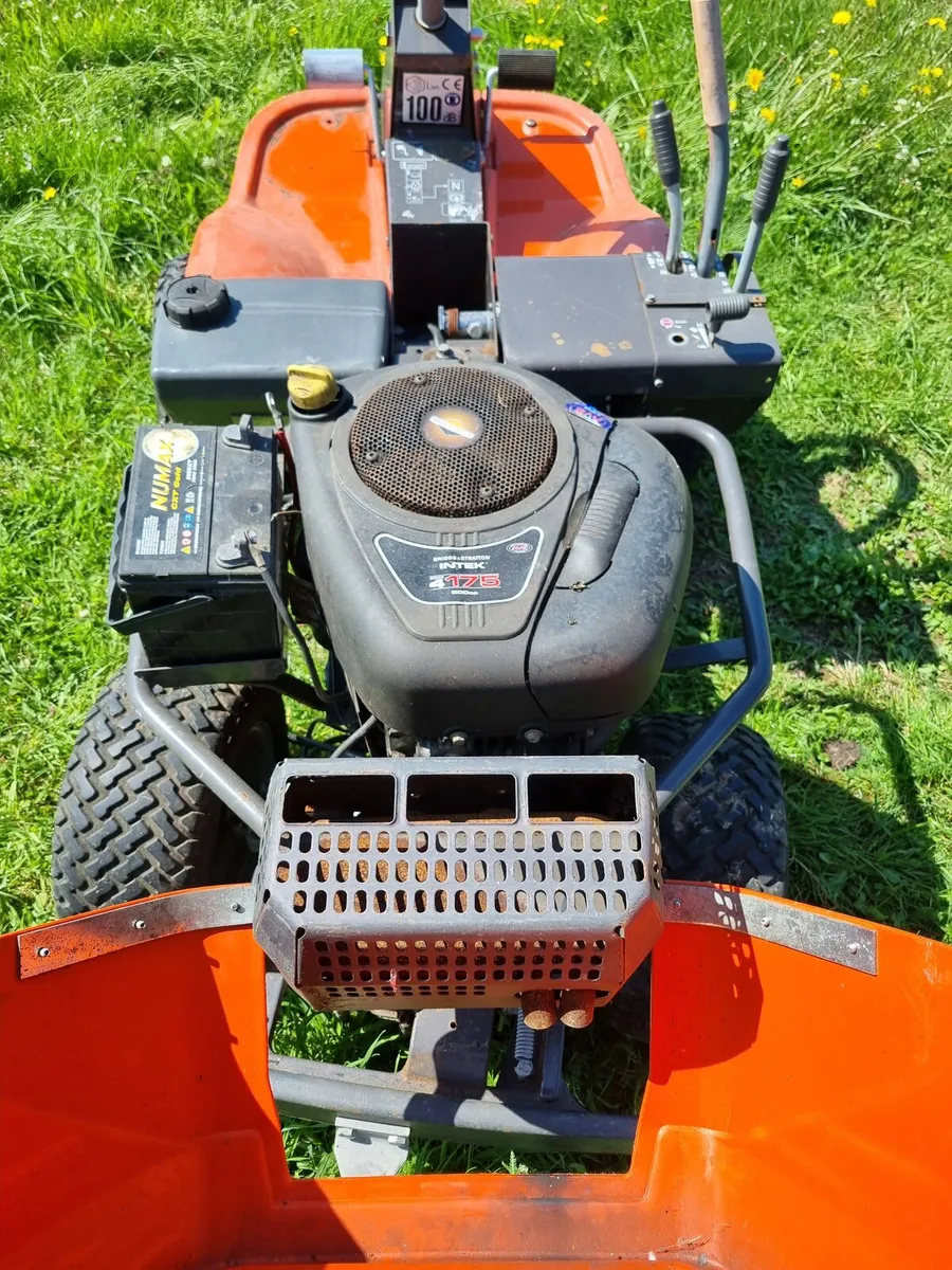 Husqvarna front deck rider - Image 3