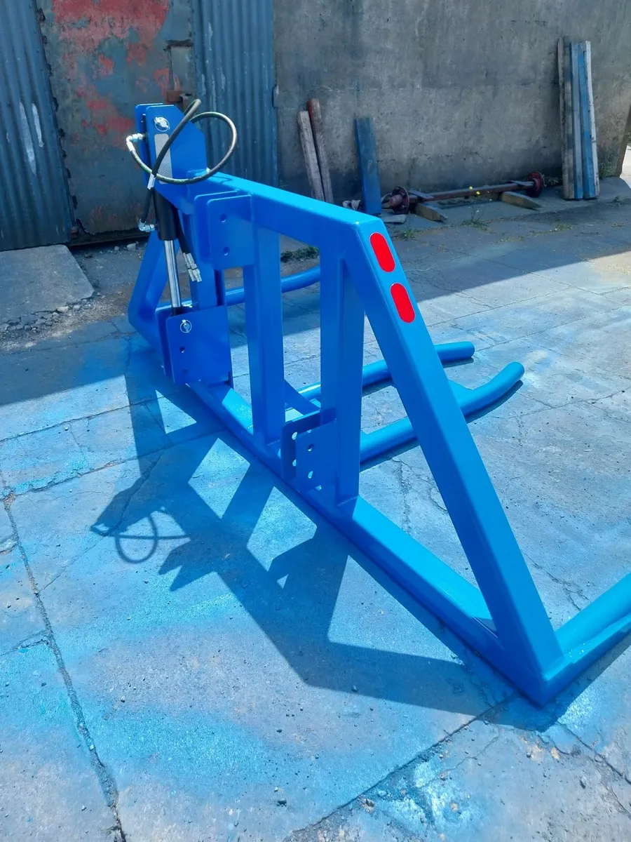 Hydraulic Bale handler ( no vat) - Image 1