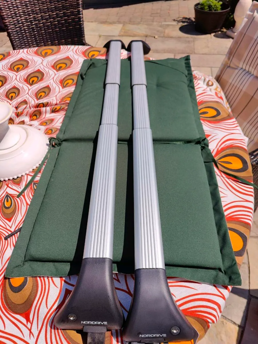Aluminium Telescopic Roof Bars by Nordrive - Image 2