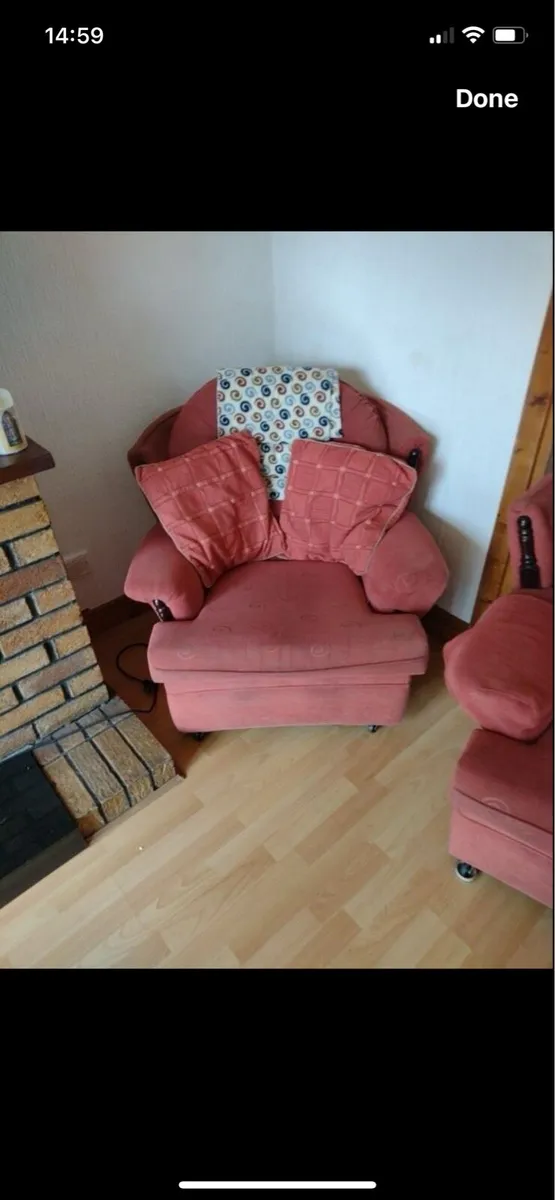 Sitting rooom suite - Image 2