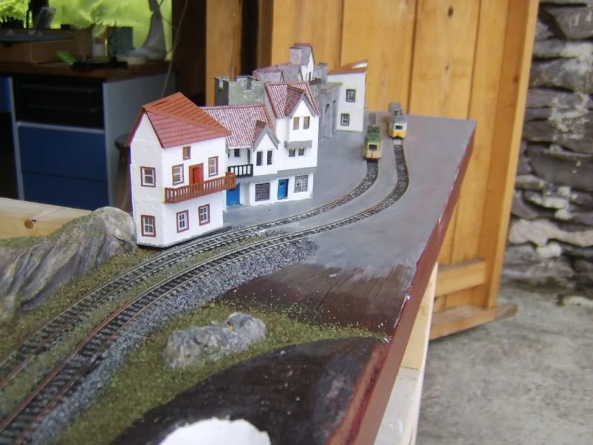 N Guage Tram Shuttle Model Railway - Image 2