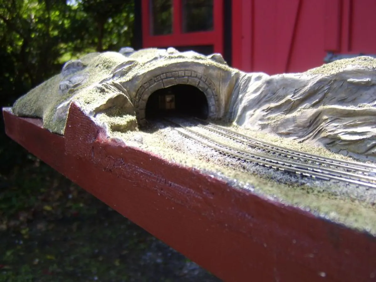 N Guage Tram Shuttle Model Railway - Image 3
