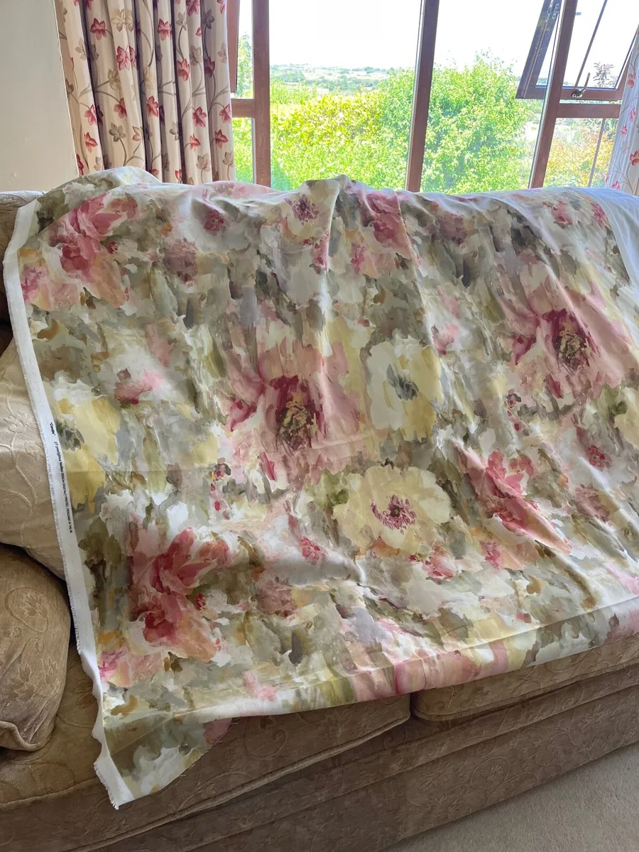 Curtain material - Image 1