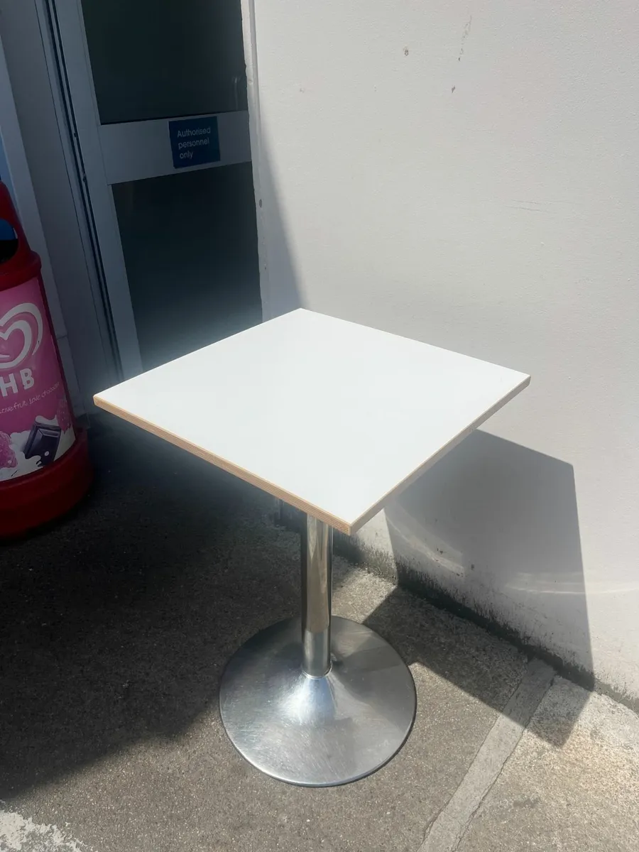 Catering Table and Chairs - Image 3